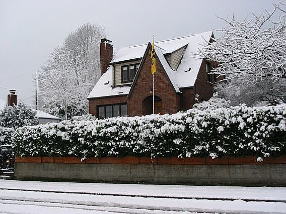Exterior-snow