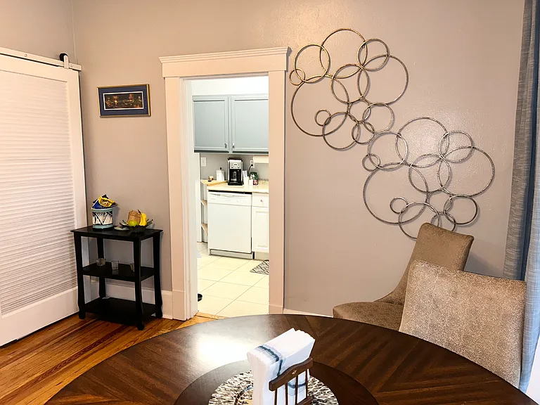 1039 Riviera St — Photo 19