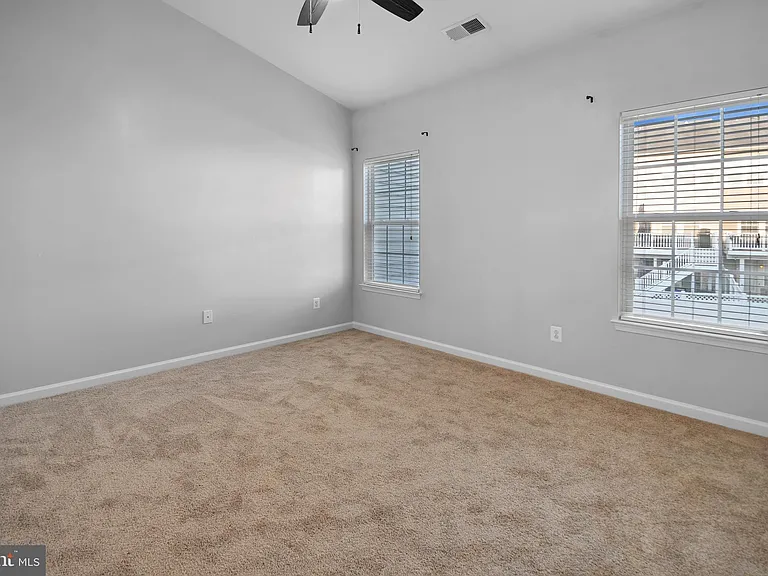 9611 Atterbury Ln — Photo 15
