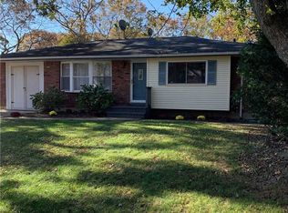 4 Bart Dr, Selden, NY 11784