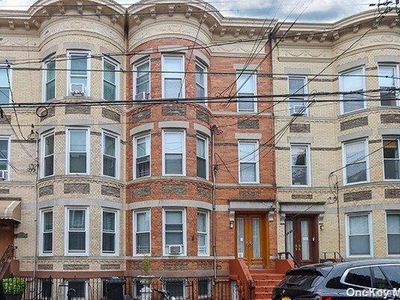59-22 Catalpa Avenue, Flushing, NY, 11385