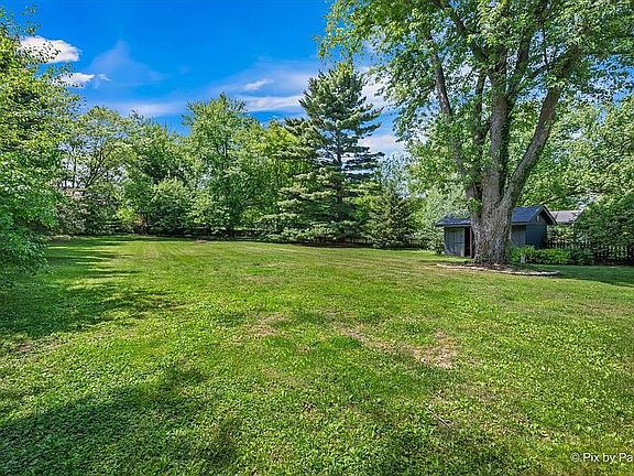 4th image of 3403 Cove Ct