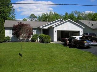 7 Victory Hl, Coatesville, IN