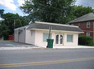 12 E Maple St, Lebanon, PA 17046