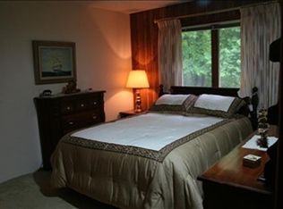 10798 Chickagami Trl, Brutus, MI 49716