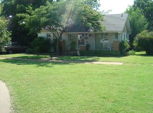 1425 N Lee St, Altus, OK 73521