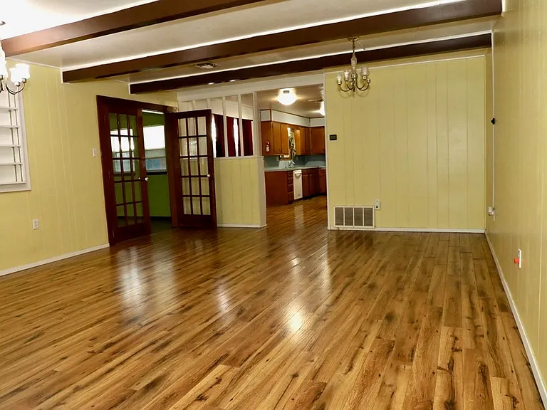 3420 Fairlane Ave — Photo 6