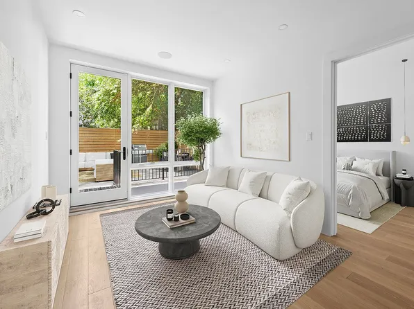 1019 Hancock St, Brooklyn, NY 11221