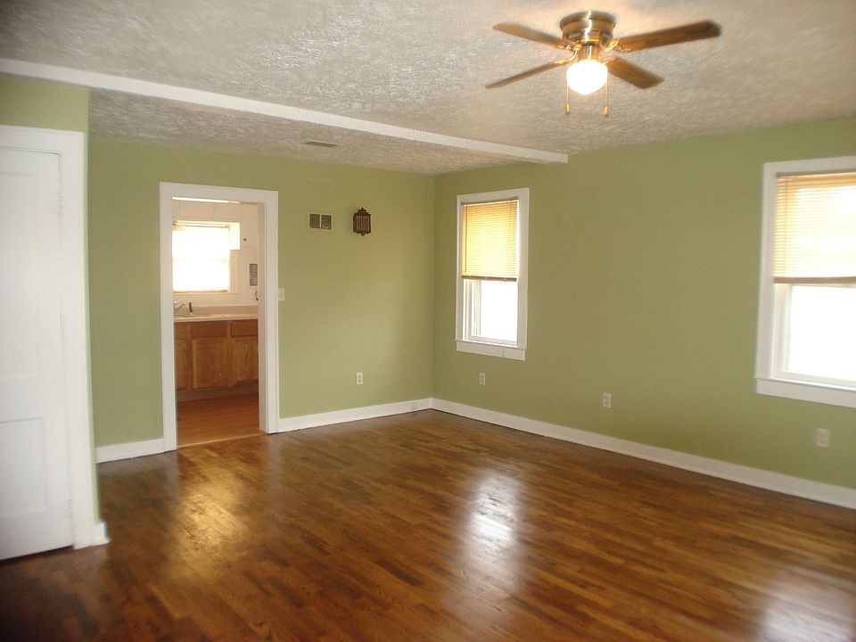 1st image of 1232 E Grand River Ave