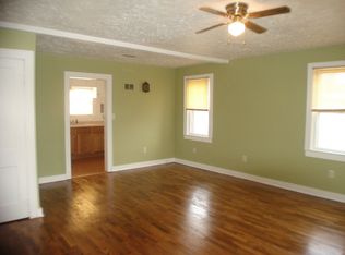 1232 E Grand River Ave, Portland, MI 48875