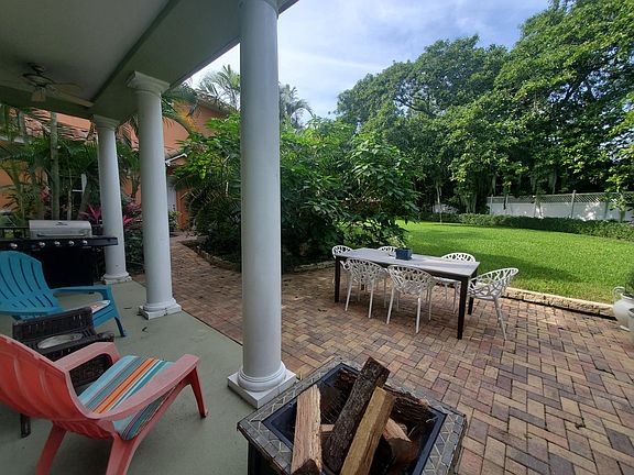 2nd image of 112 Banyan Bay Dr #112