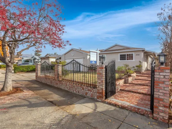 3042 Big Wood Dr, San Jose, CA 95127