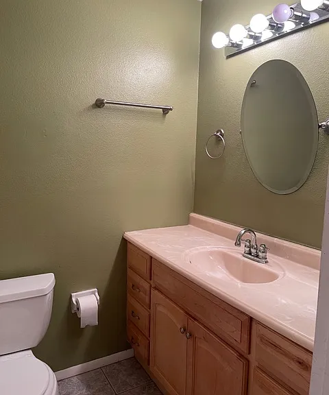 300 Kent Pl — Photo 10