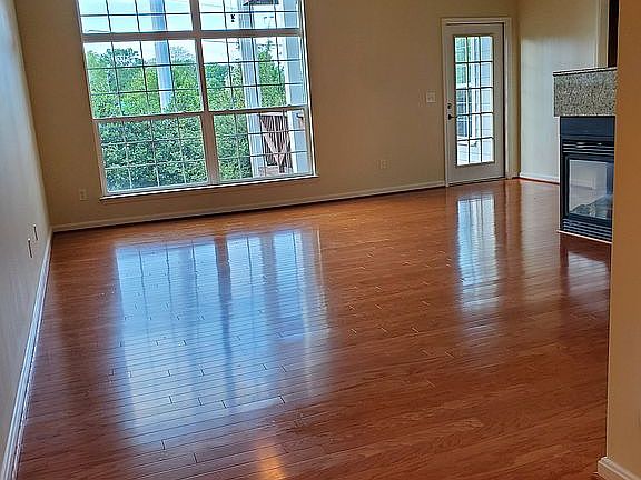 Living Room/Dining Combo