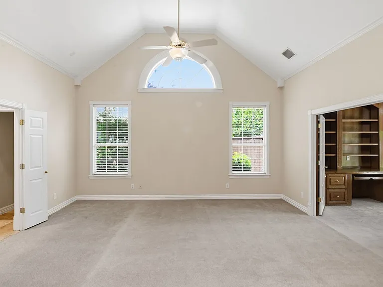 1020 Highland Oaks Dr — Photo 20