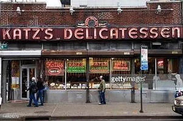 Rented by Jade Stone Real Estate Consulting | media 32