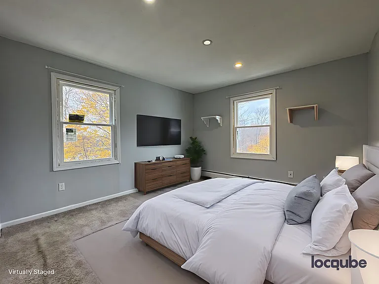 39 Belmont Cir #B — Photo 5