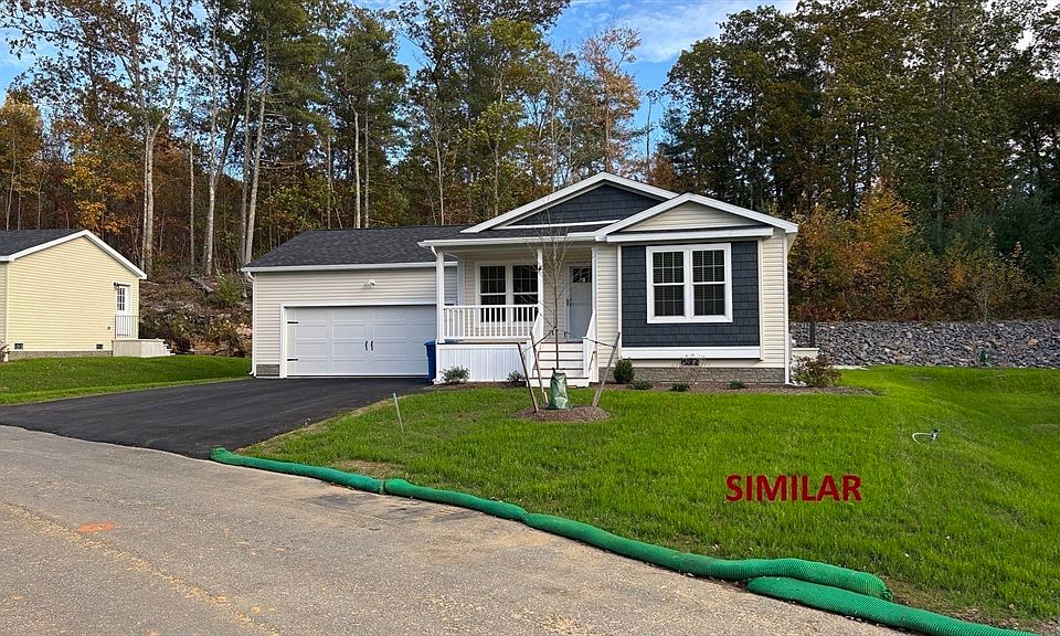 1st image of 6 Berry Farms Rd #64