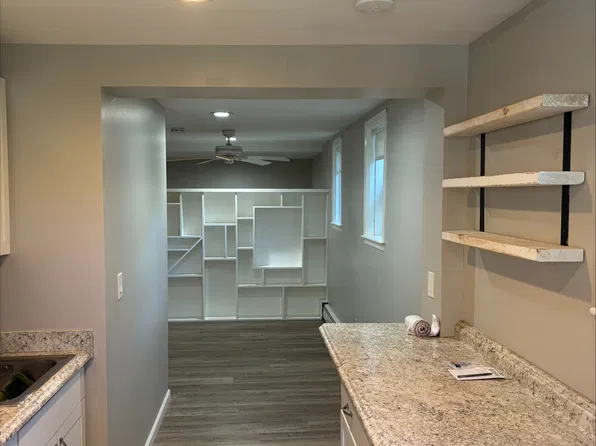 (undisclosed Address), Sound Beach, NY 11789