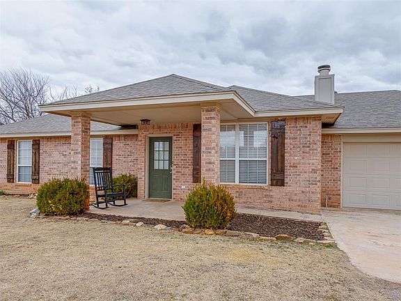 3rd image of 1375 County Street 2965