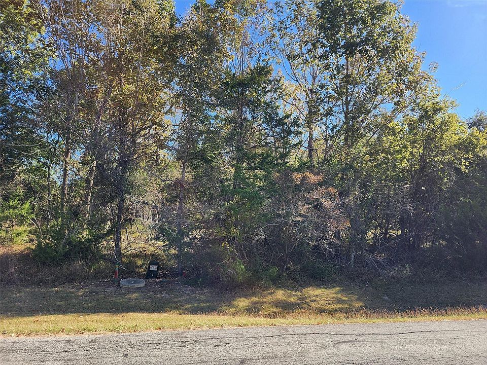 1st image of 10 N Forest Cove Loop
