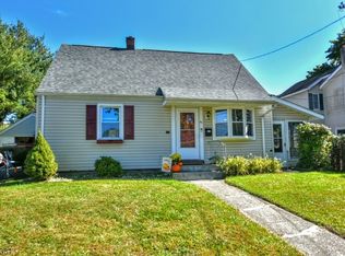 111 Monroe St, Haskell, NJ 07420