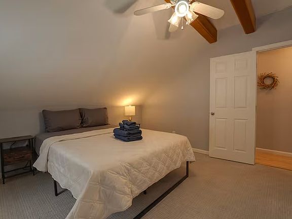 4th image of 12 Eagle Valley Rd #2