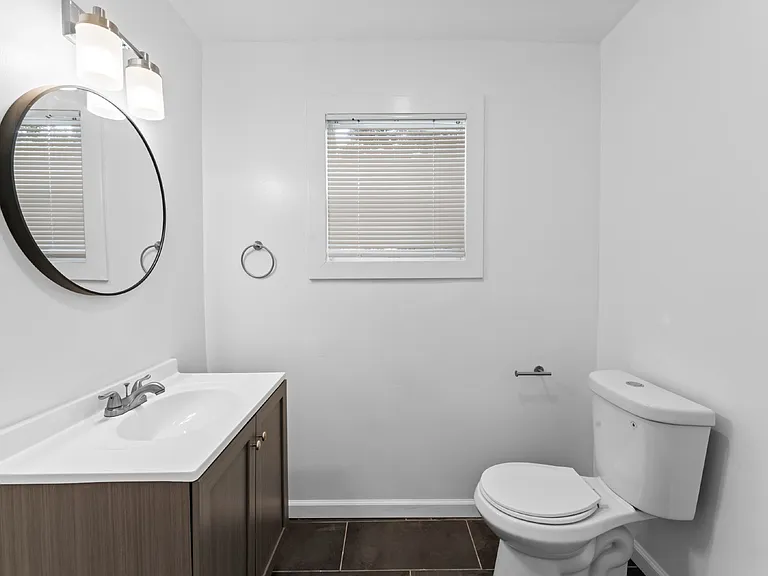 815 Kickapoo St — Photo 13