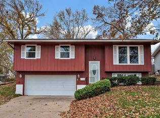 2705 14th Ave SE, Cedar Rapids, IA 52403