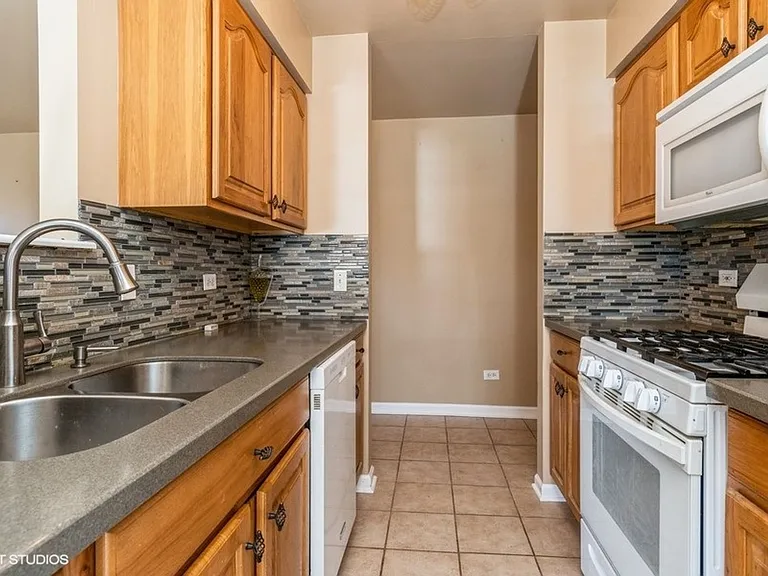 2423 Durango Ln — Photo 7