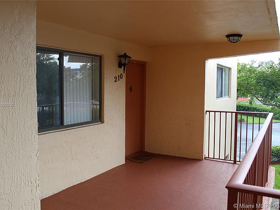 3rd image of 7451 NW 16th St #210