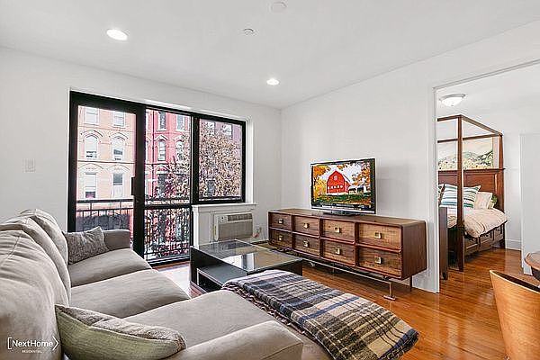 1st image of 18 W 129th St APT 3A