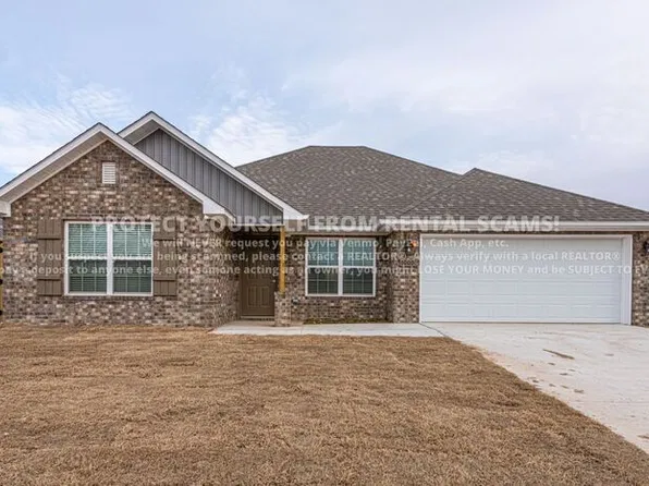 1000 Rachel St, Gentry, AR 72734