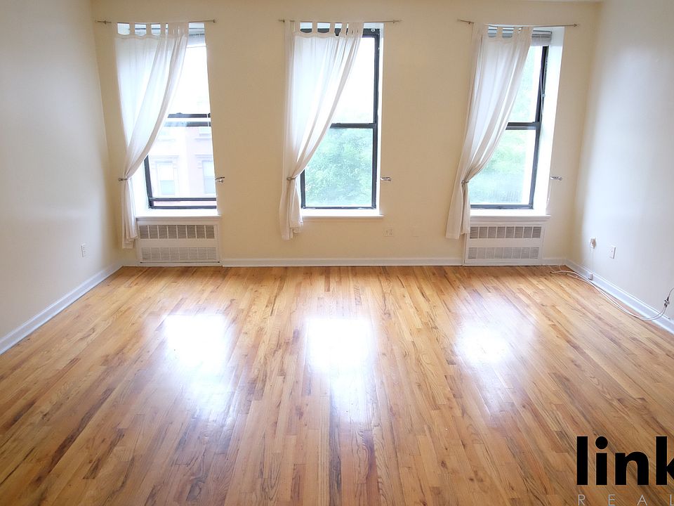 1st image of 20 W 126th St #3