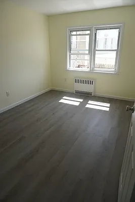Rented by Queens Apartments Realty LLC | media 16