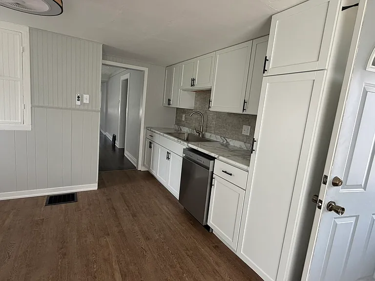 4815 Lexington Blvd — Photo 16