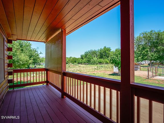 3rd image of 840 E Parkway Dr