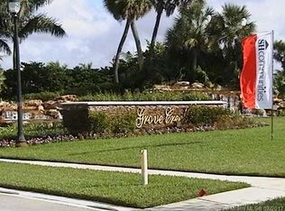 12684 N Winners Cir, Davie, FL 33330