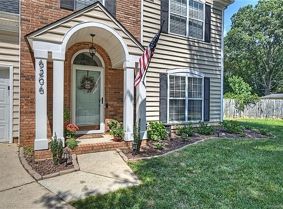 3rd image of 6206 Breitling Grove Pl