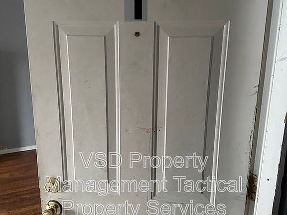 3rd image of 3289 E 143rd St #1