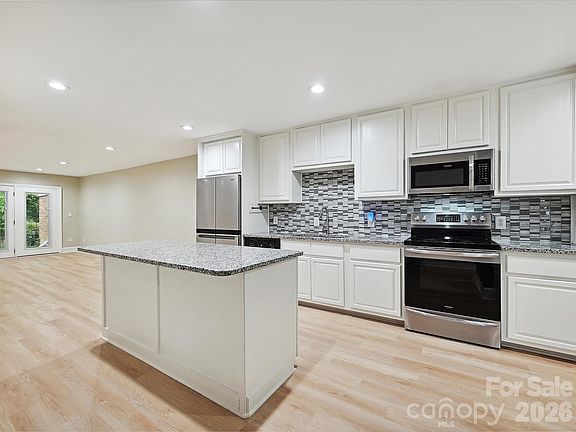 5th image of 7004 Quail Hill Rd