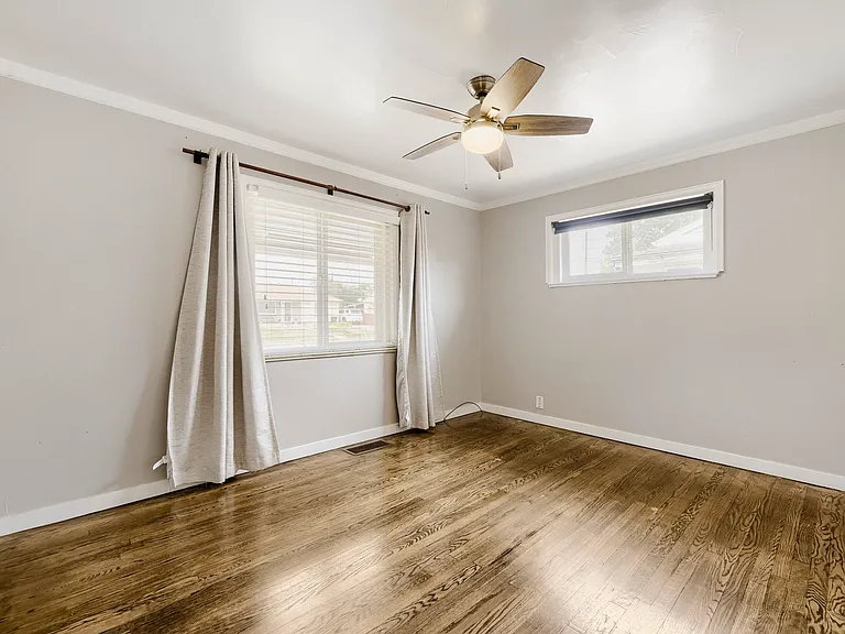 1326 S Clay St — Photo 13