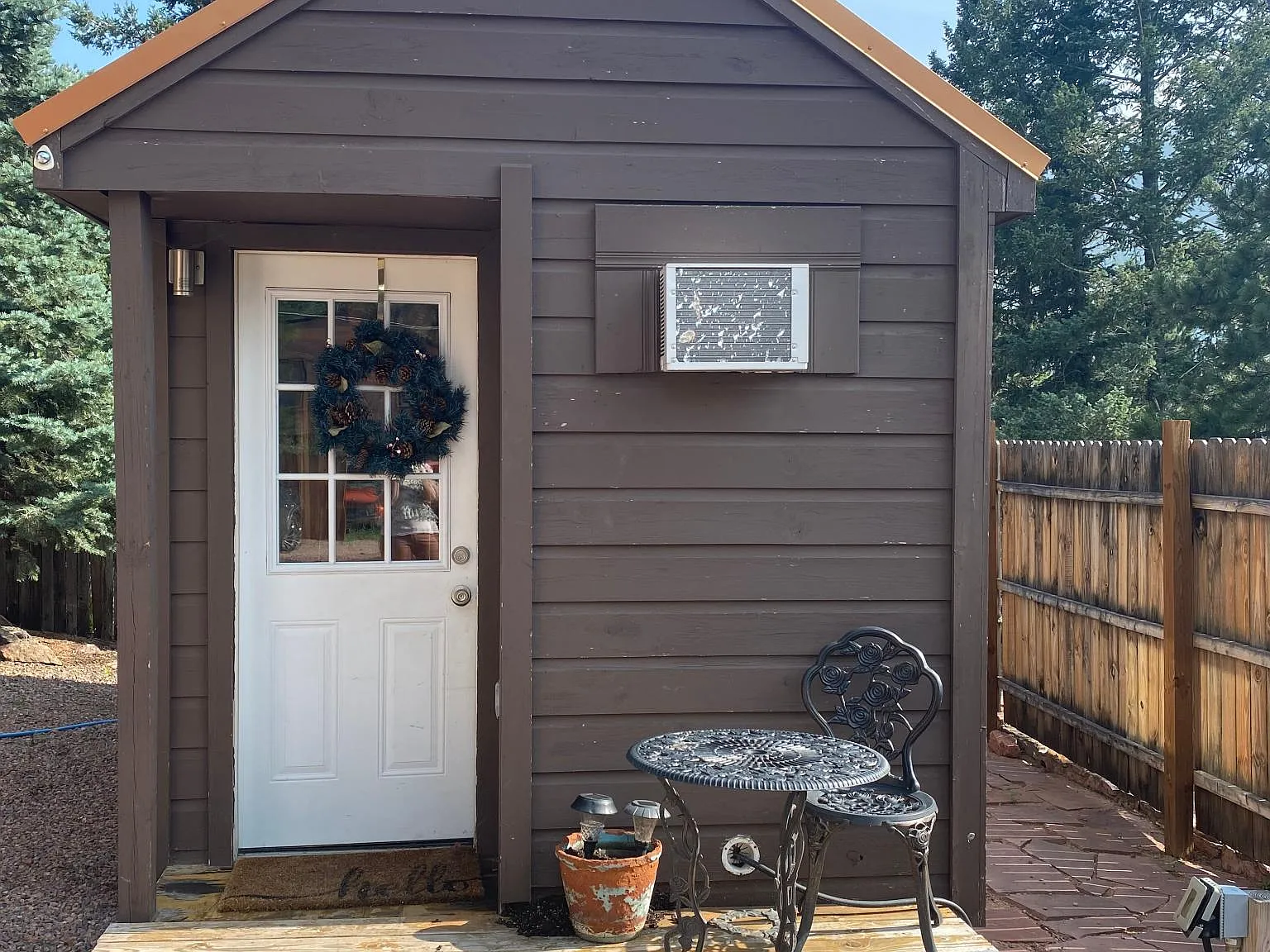 Studio, 160 sqft, $650 — Photo 3