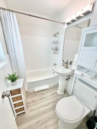 1130 NE 18th Ave #2 — Photo 14