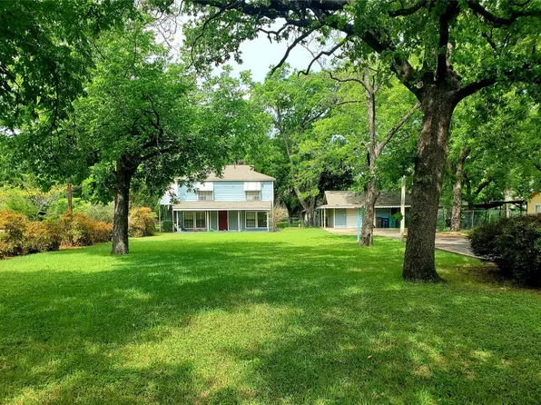 1205 Kings Hwy, Fort Worth, TX 76117