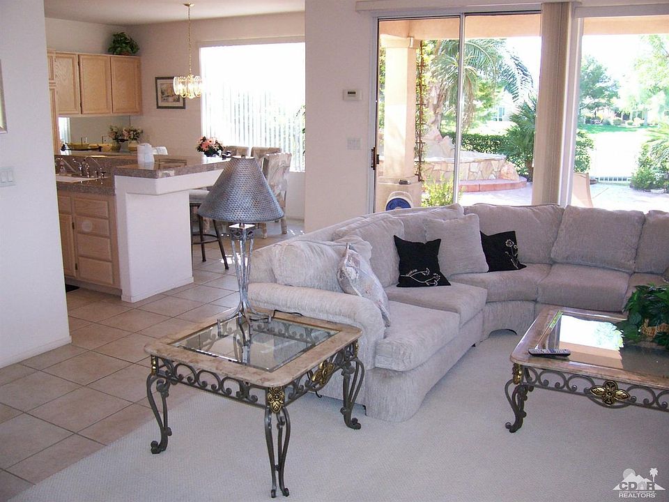 2nd image of 67579 S Laguna Dr