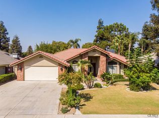 9100 Bridlewood Ln, Bakersfield, CA 93311