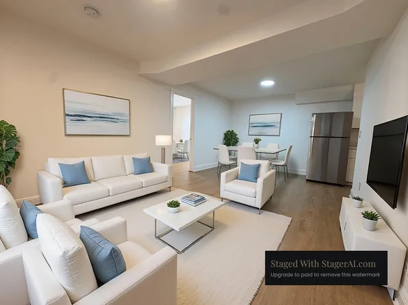 25 Latona St #A, San Francisco, CA 94124