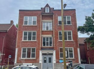 1A Leonard Ave, Toronto, ON M5T 2P8