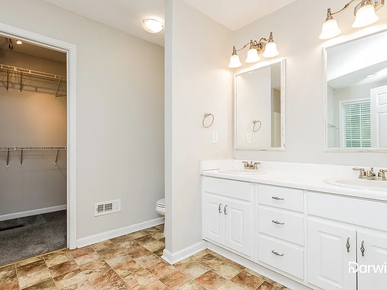 169 Hayes Cir — Photo 8